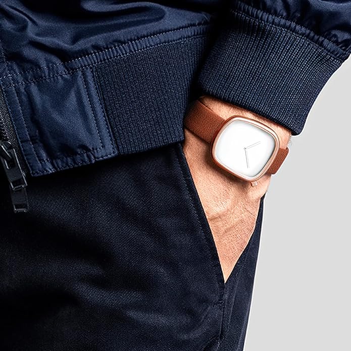 The Minimalist Square Classic